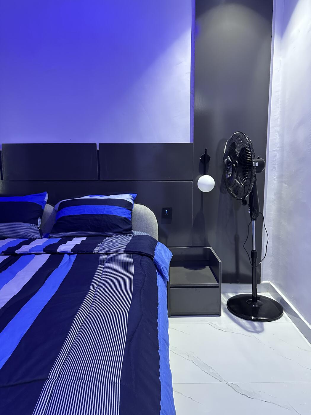 Bedroom detail