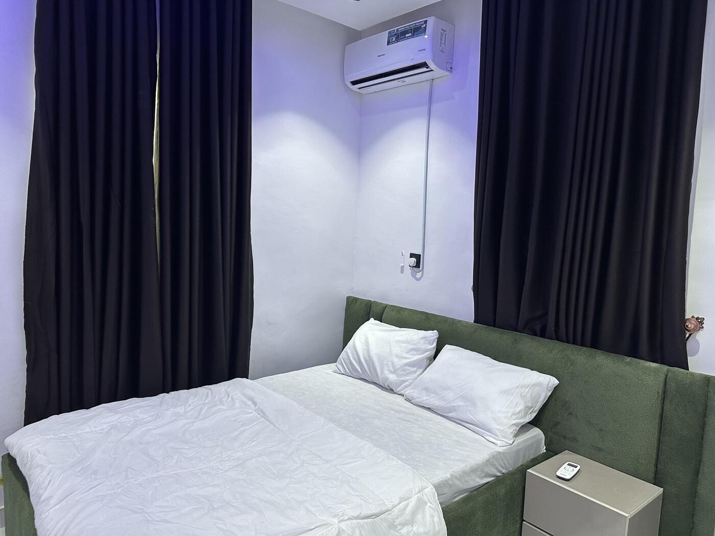 Bedroom 1 wide